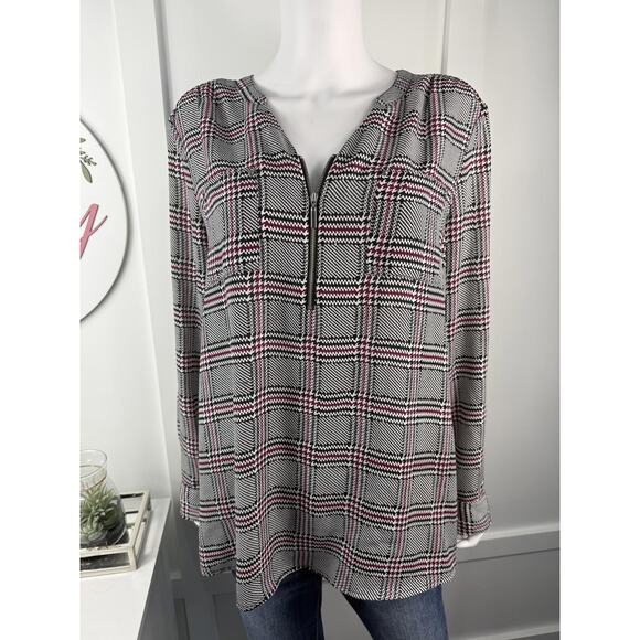 Beautiful Apt 9 Top Size XL - Picture 1 of 6